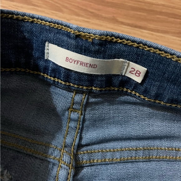 Levi’s Boyfriend Jeans Women’s Size W28 L27 Excellent Condition - Picture 4 of 4